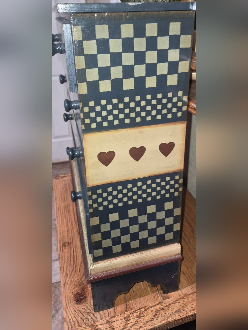 Vintage Country Folk Art Mini Chest–Hand-Painted Checkered & Heart Accent Drawer - Picture 5 of 11